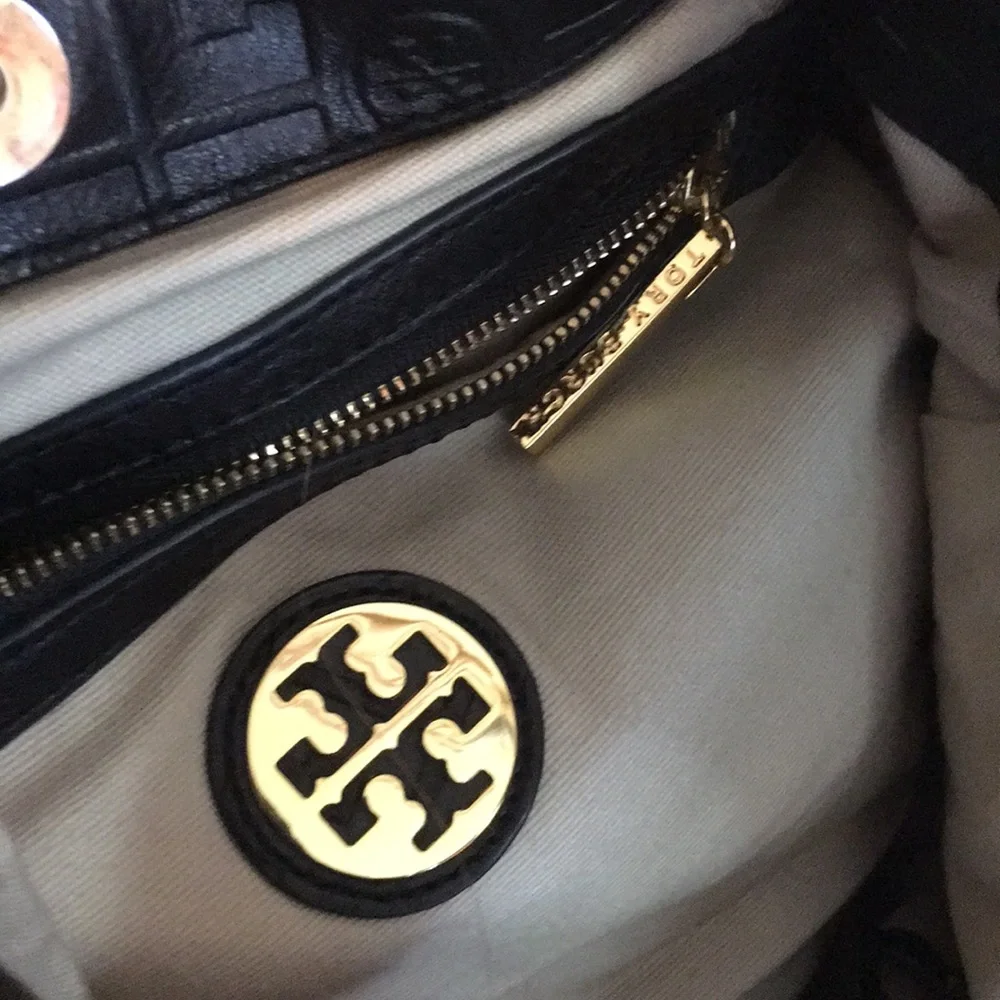 Tory Burch Black Leather Shoulder Bag